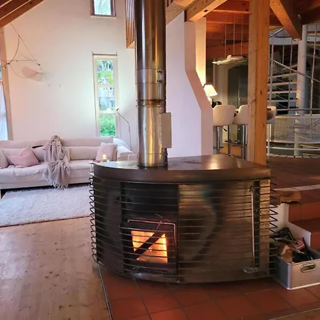 Lichtdurchflutetes Architektenhaus Holiday home *